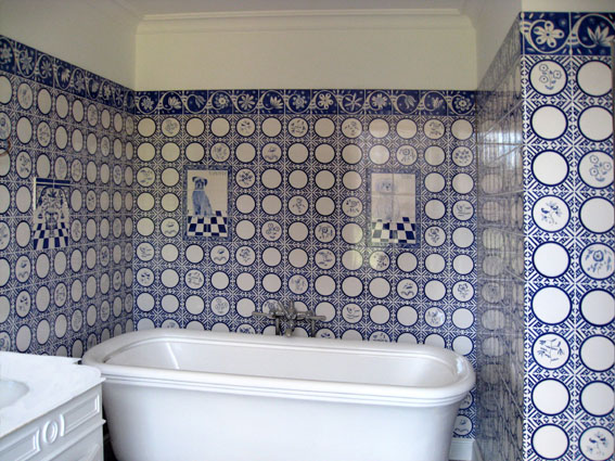 Delft tiled bathroom