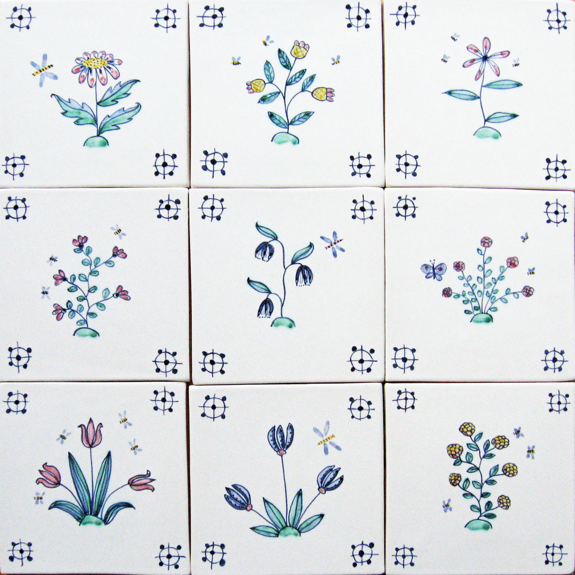 Delft flowerand bee tiles
