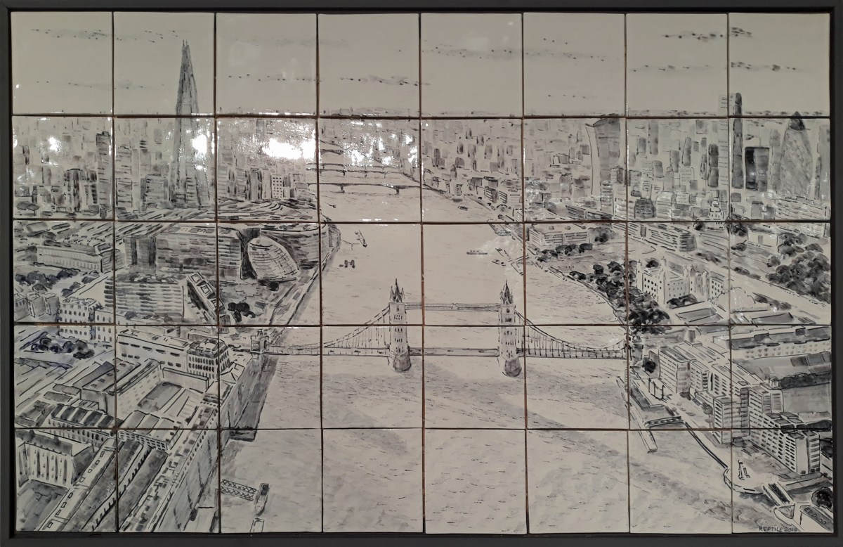 Thames cityscape grey