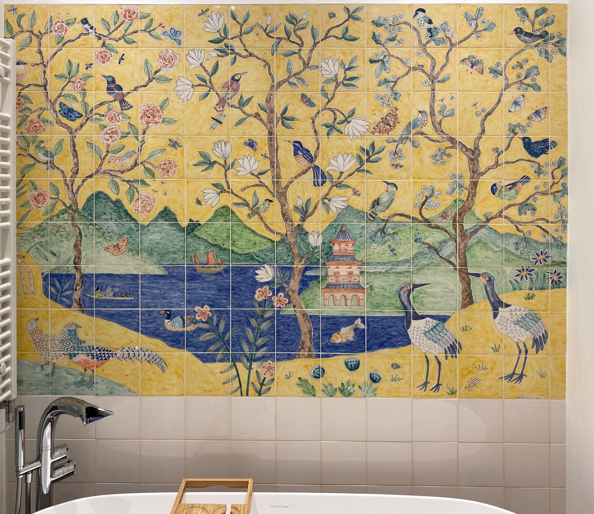 Chinese bathroom tiles