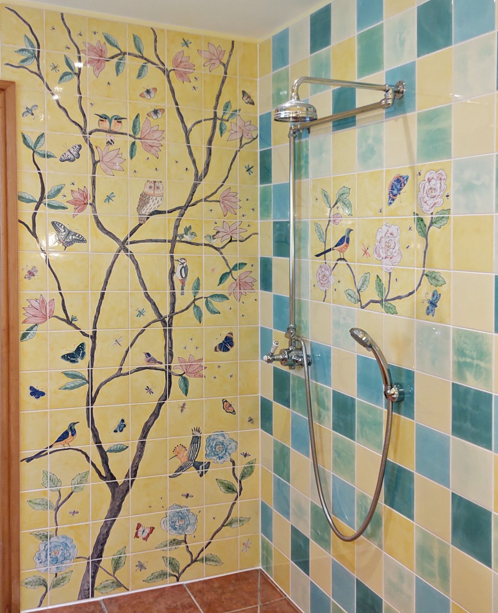 Chinoiserie shower tiles