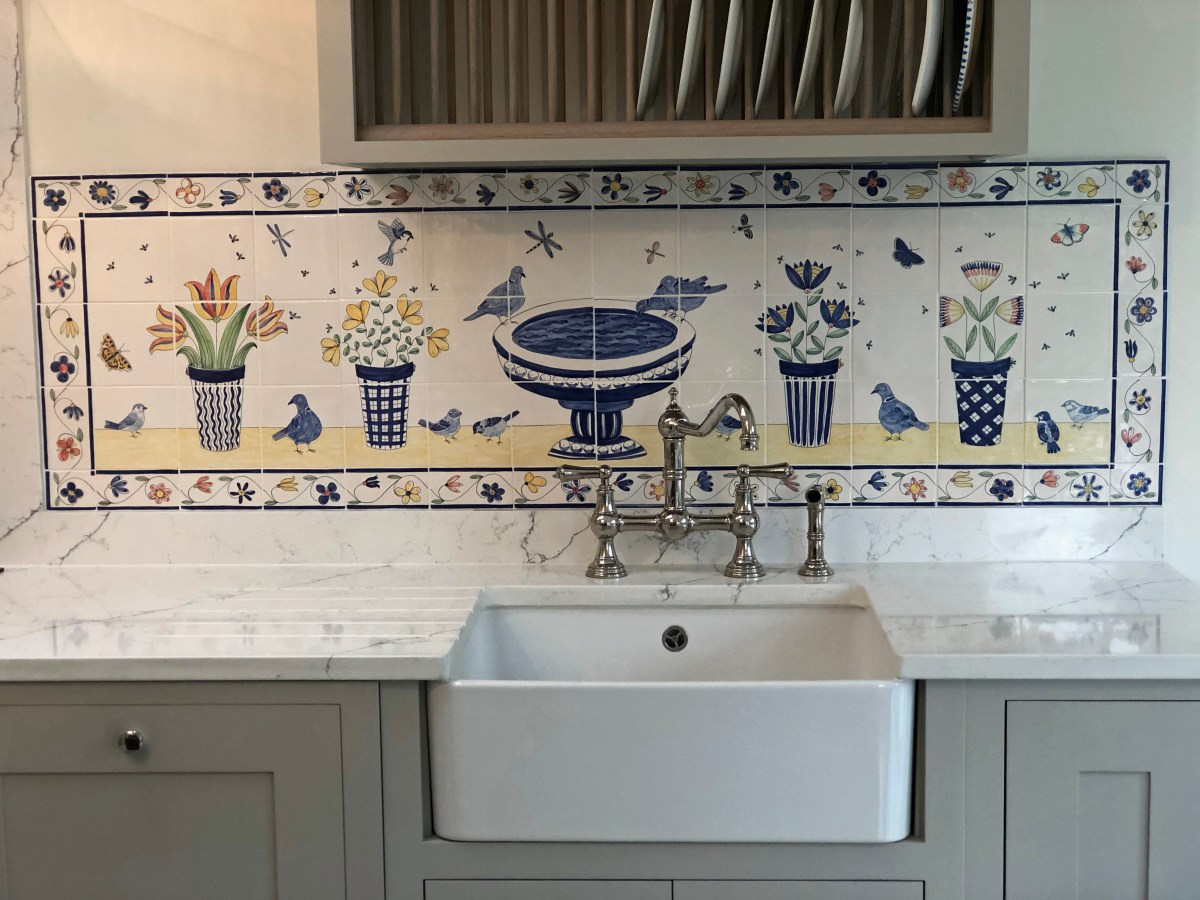 Kitchen splashback tiles