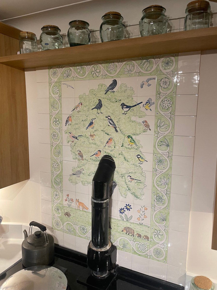 British bird tiles